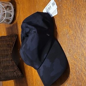 Fast and Free Run Hat